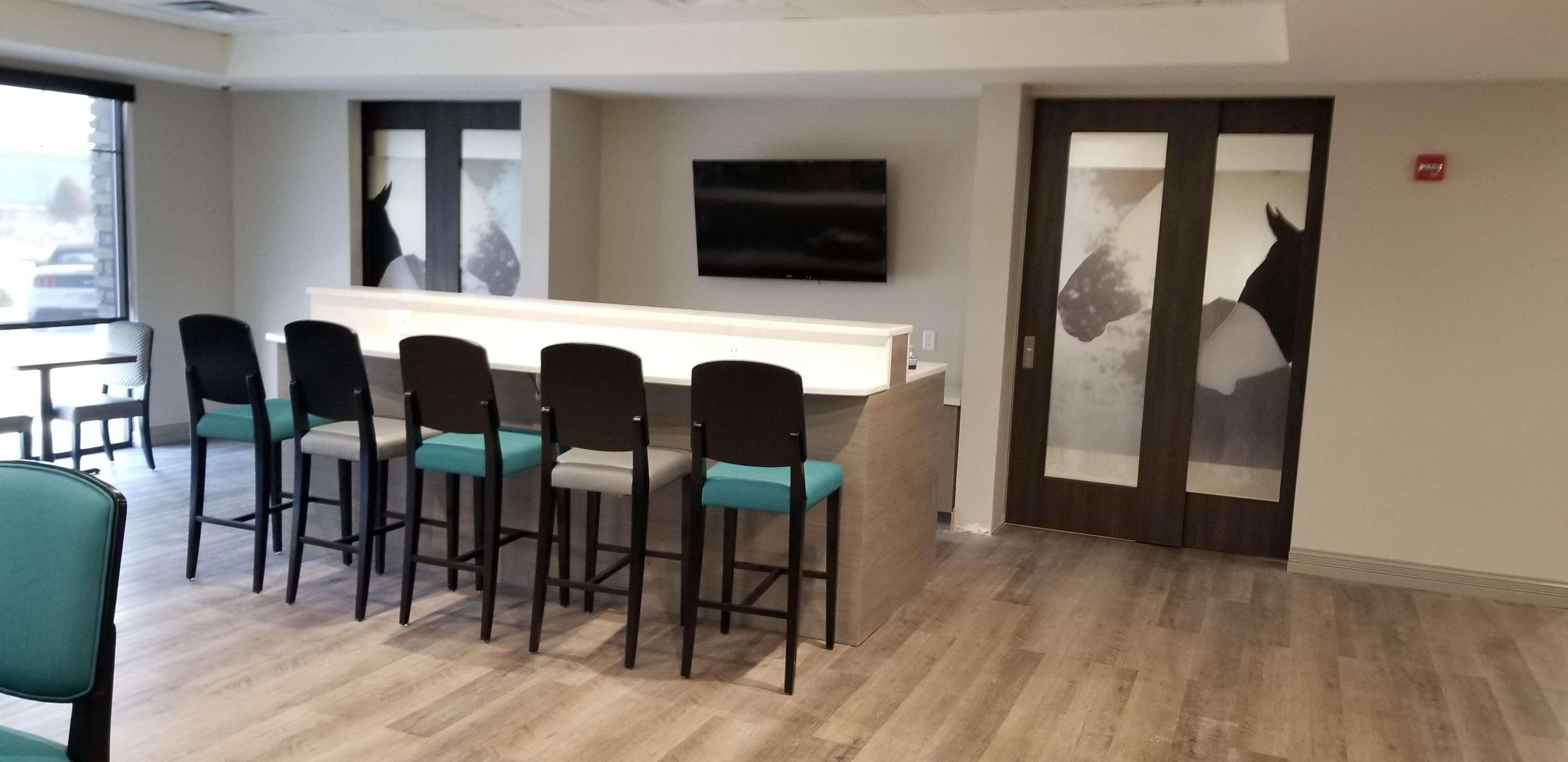 Comfort Inn & Suites Clarksville - Louisville North エクステリア 写真