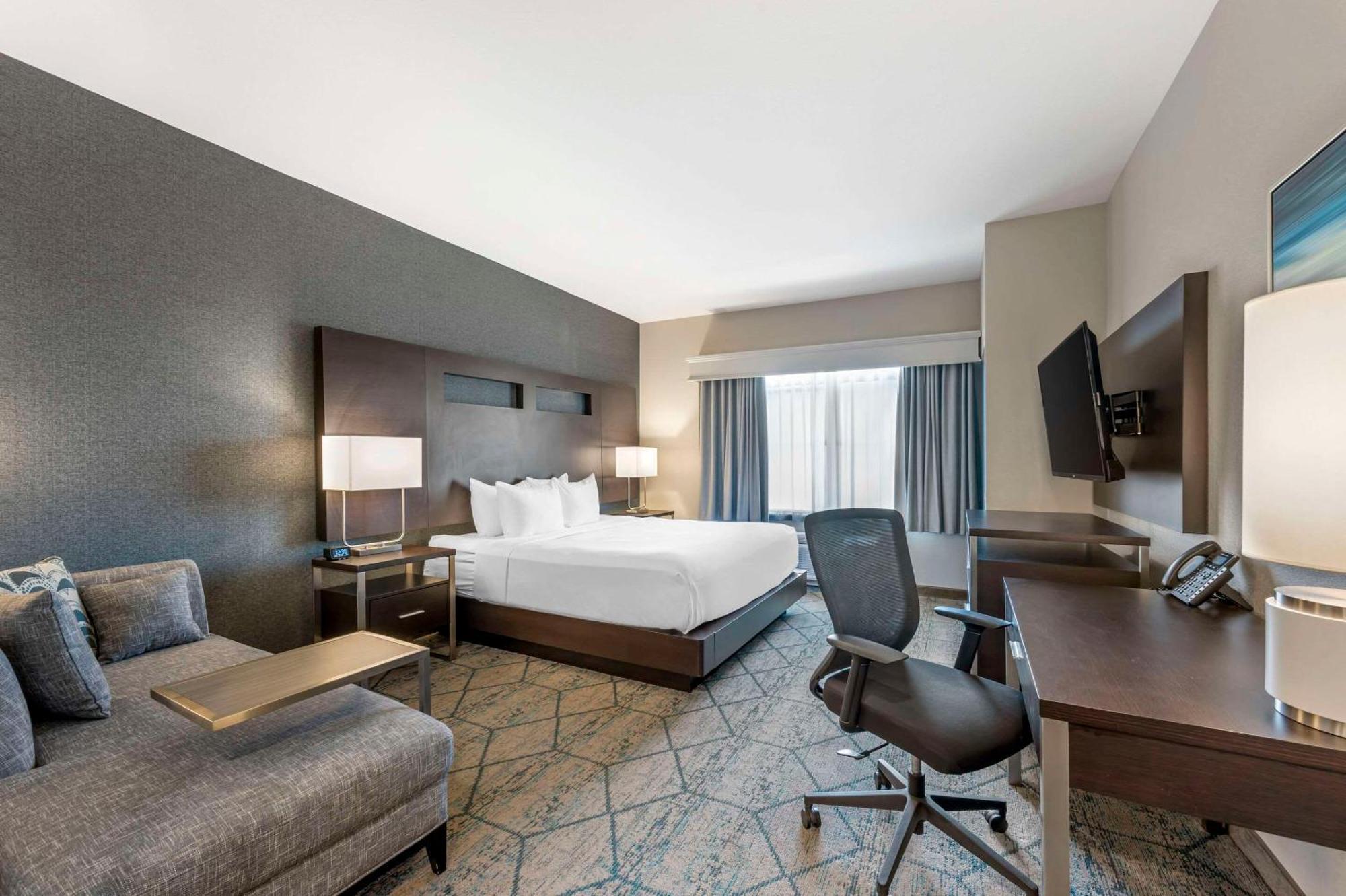 Comfort Inn & Suites Clarksville - Louisville North エクステリア 写真